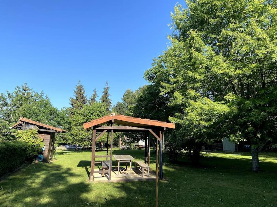 Le Bon Chemin Ateliers Apartment Sainte-Nathalène Екстериор снимка