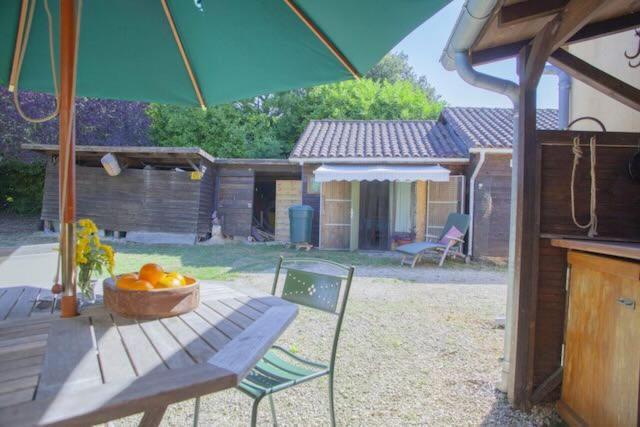 Le Bon Chemin Ateliers Apartment Sainte-Nathalène Екстериор снимка