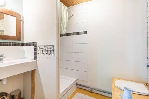 Le Bon Chemin Ateliers Apartment Sainte-Nathalène Екстериор снимка